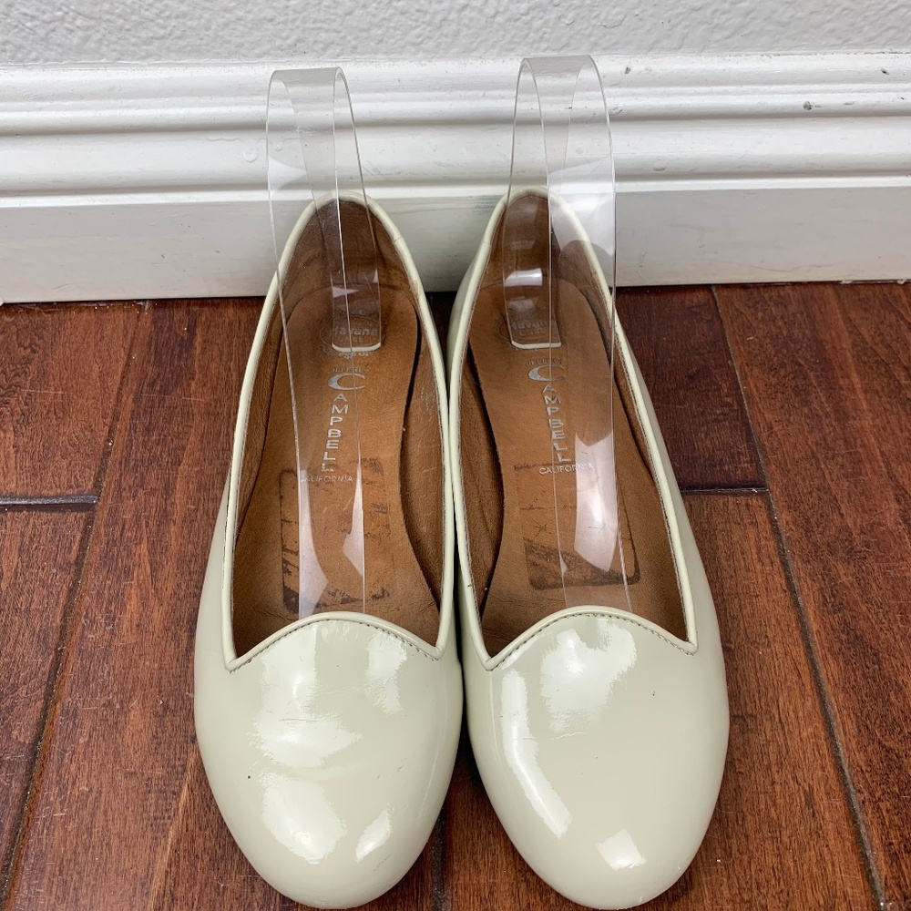 JEFFREY CAMPBELL‎ Beige Nude MENTION Flats
